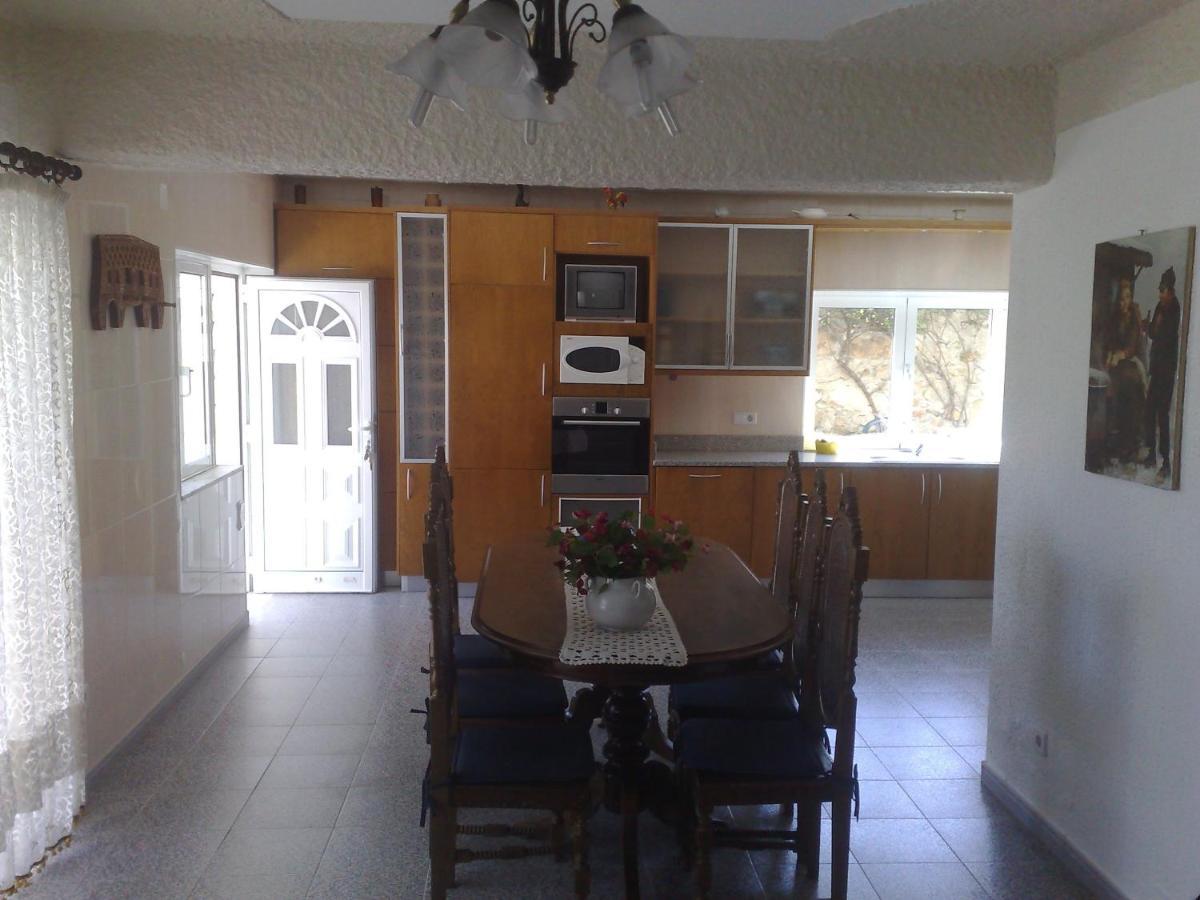 Room Villa Ribeiro Pilgrims Way To Santiago Bike A Garage For Marinhas 에스포센데 외부 사진