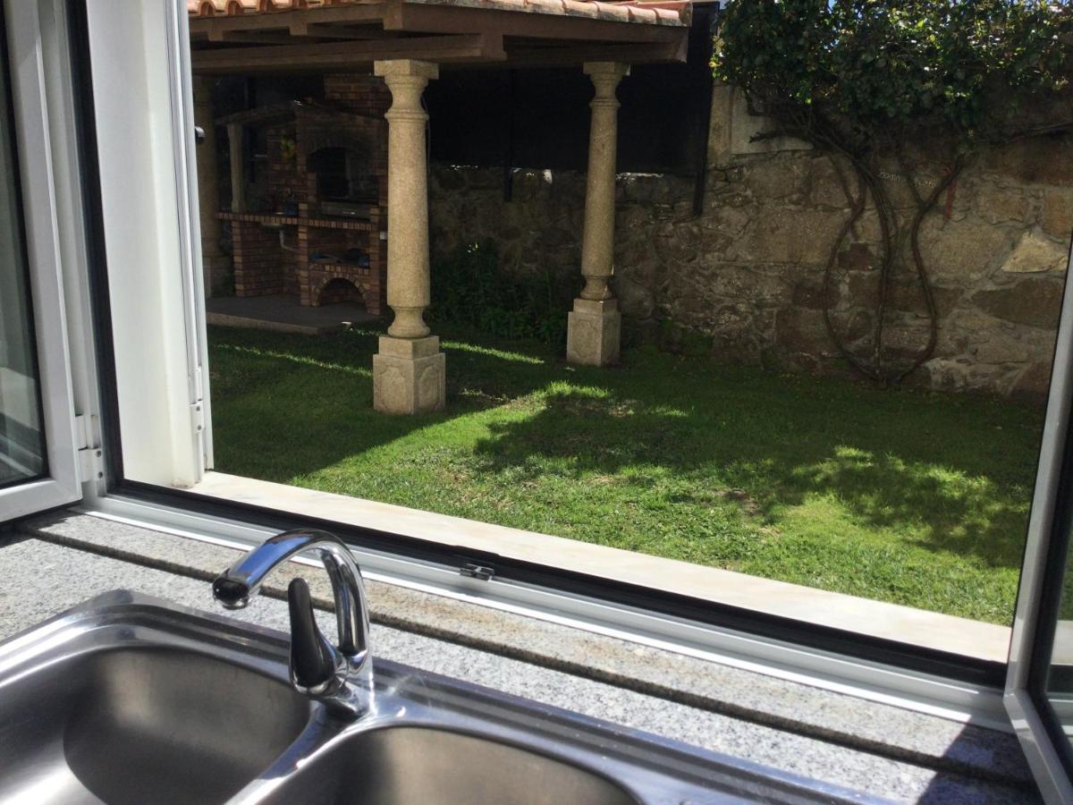 Room Villa Ribeiro Pilgrims Way To Santiago Bike A Garage For Marinhas 에스포센데 외부 사진